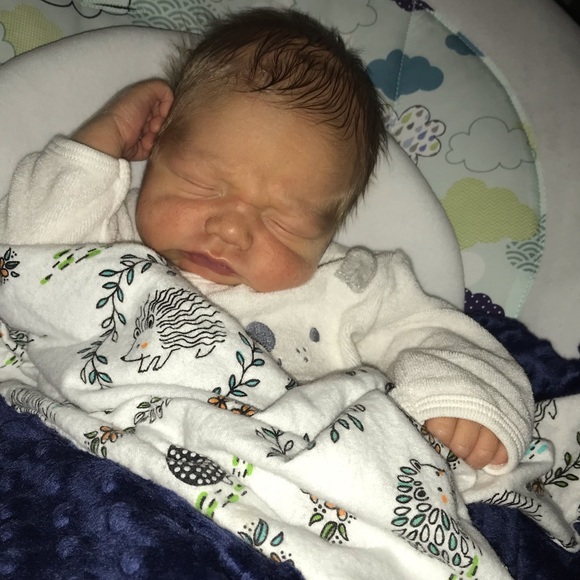 Meet your posher! - Picture 4 of 4